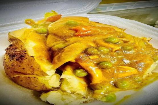 CHICKEN CURRY