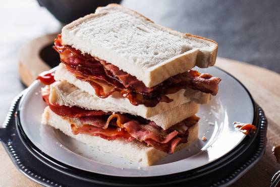 BACON SANDWICHES