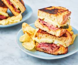 HAM SANDWICHES