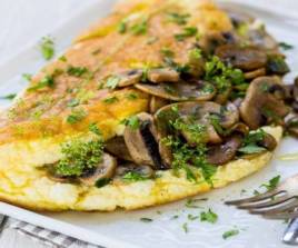 MUSHROOM CHEESE OMLETTE